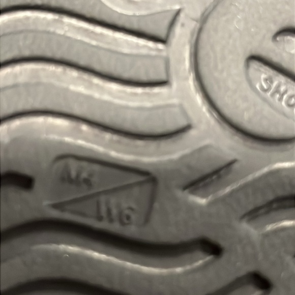 Disney x Native Rubber Minnie Sneakers W6/M4 - Picture 7 of 7